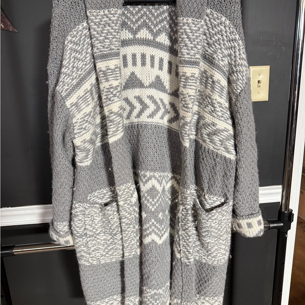 Cozy Gray Patterned Women's Sweater